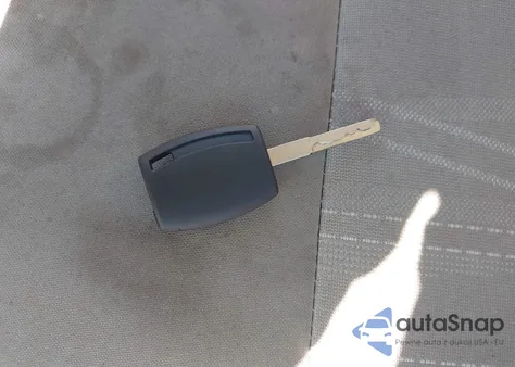 2018 Ford Focus Se z USA, uszkodzony, nr VIN 1FADP3FE1JL238012